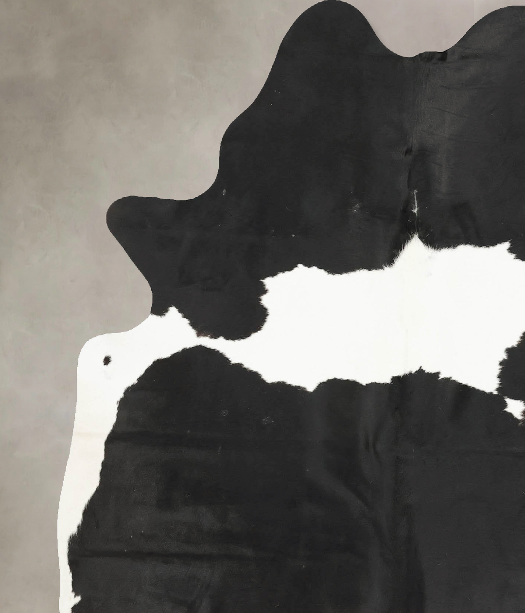 Black and White X-Large Brazilian Cowhide Rug 7'6"H x 5'7"W #B15691 by
