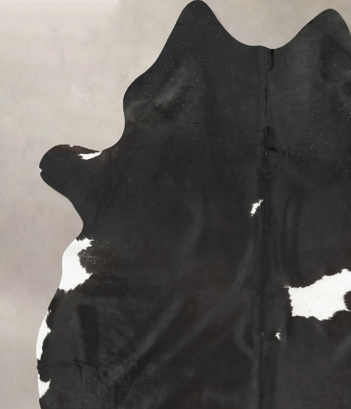 Black and White XX-Large Brazilian Cowhide Rug 8'0"H x 6'5"W #B15851 by Hudson Hides
