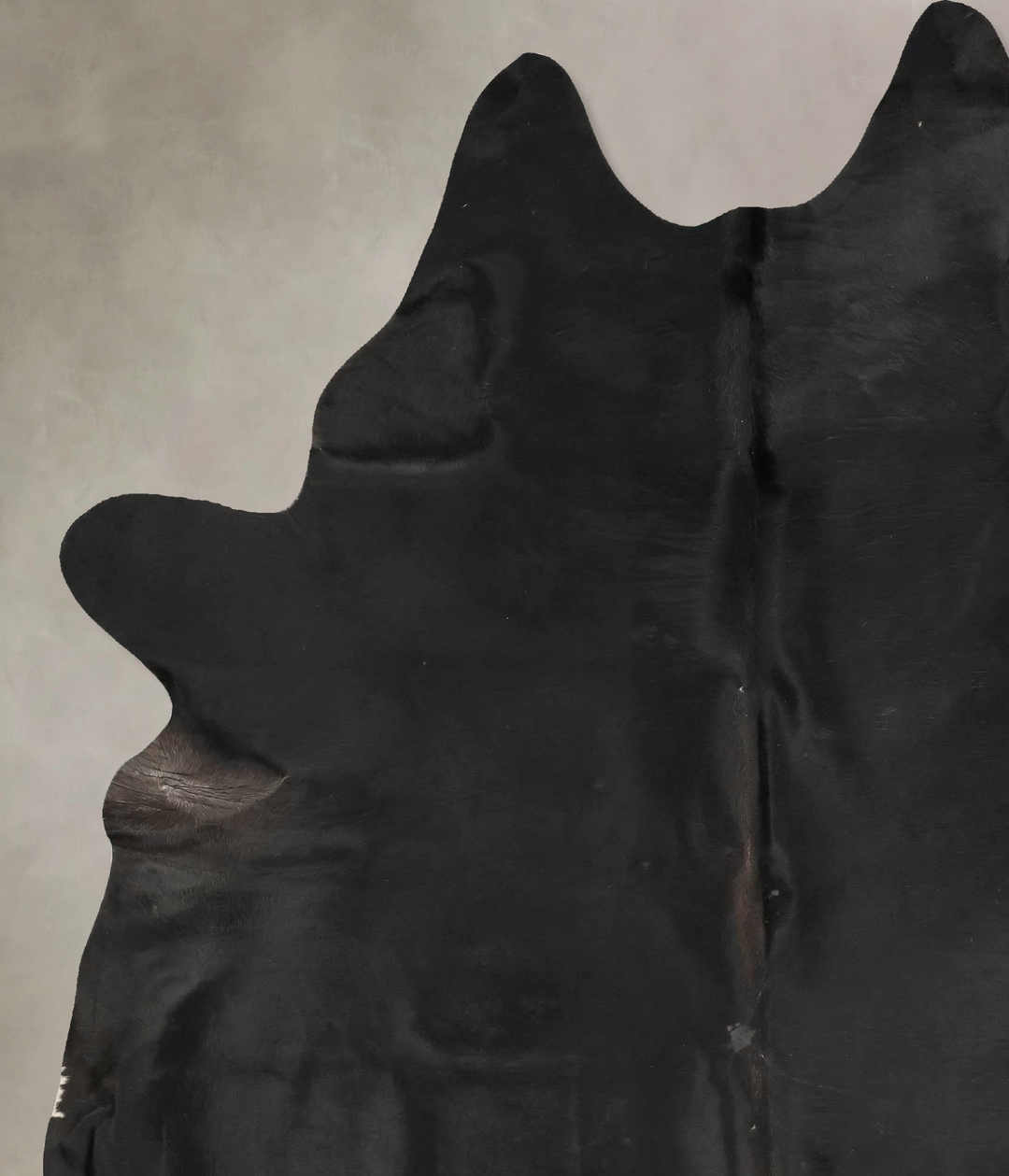 Solid Black XX-Large Brazilian Cowhide Rug 8'7"H x 6'7"W #B15925 by Hu