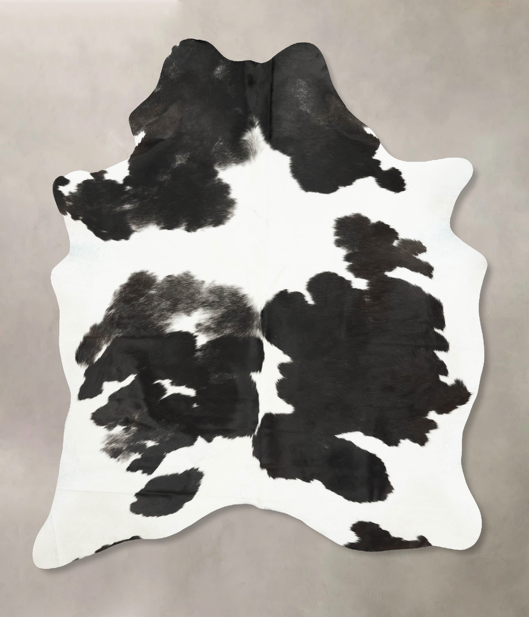 Black and White X-Large Brazilian Cowhide Rug 8'0"H x 5'10"W #B16233 b