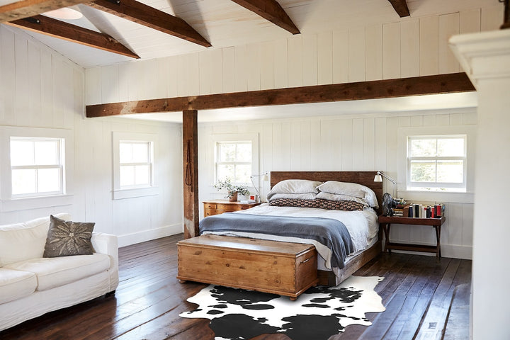 Black and White XX-Large Brazilian Cowhide Rug 9'3"H x 7'6"W #B16239 by Hudson Hides