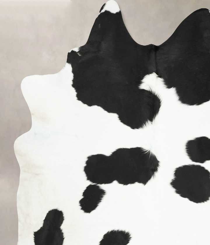 Black and White XX-Large Brazilian Cowhide Rug 9'0"H x 7'7"W #B16270 by Hudson Hides