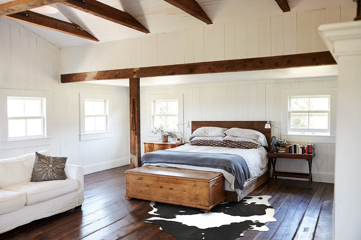 Black and White XX-Large Brazilian Cowhide Rug 8'1"H x 6'8"W #B16294 by Hudson Hides