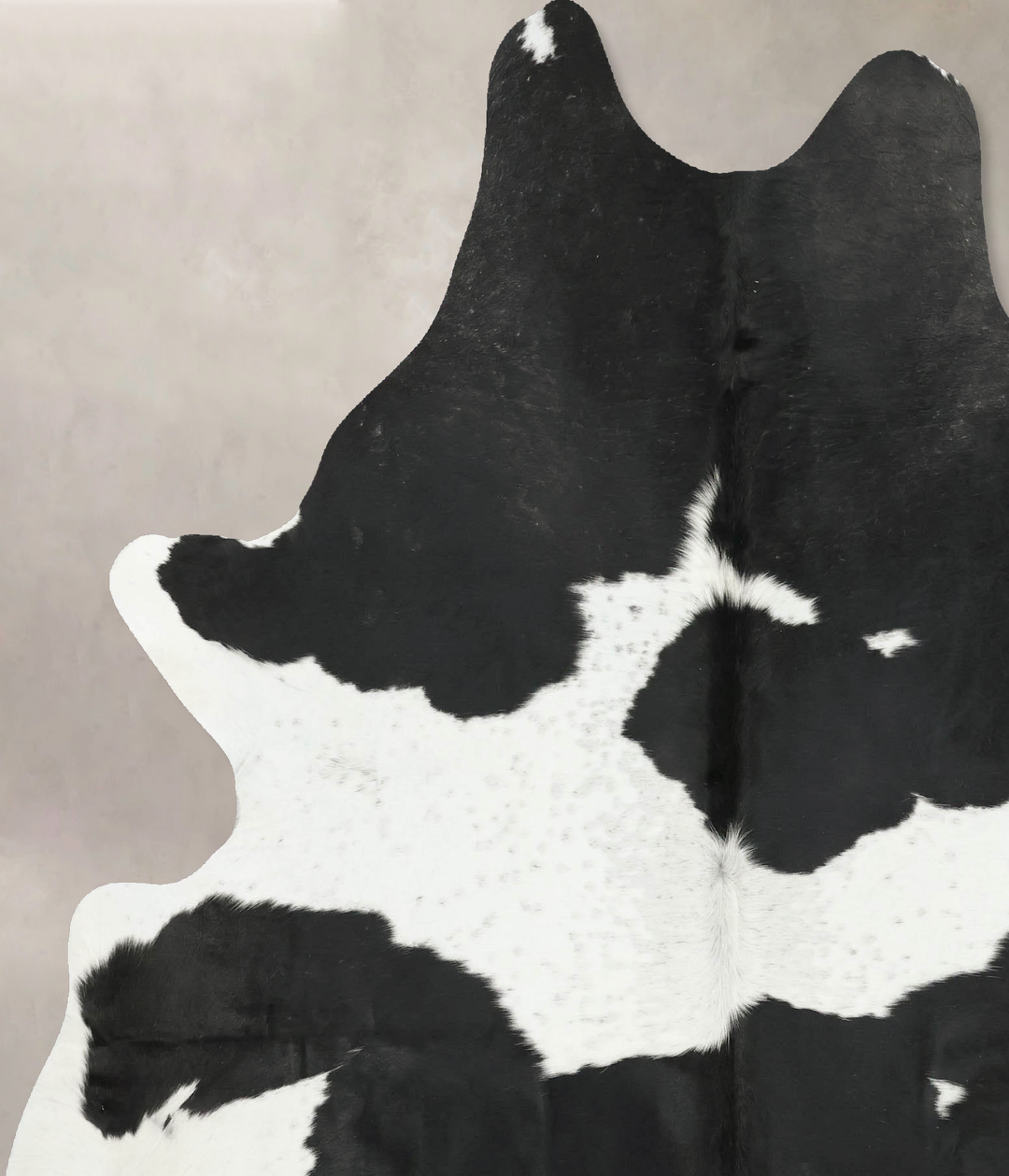 Black and White X-Large Brazilian Cowhide Rug 7'6"H x 6'1"W #B16335 by