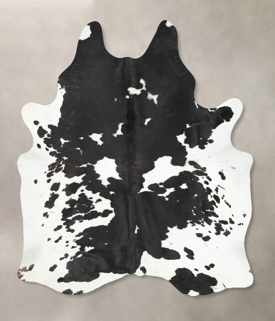 Black and White X-Large Brazilian Cowhide Rug 8'0"H x 6'0"W #B16779 by Hudson Hides