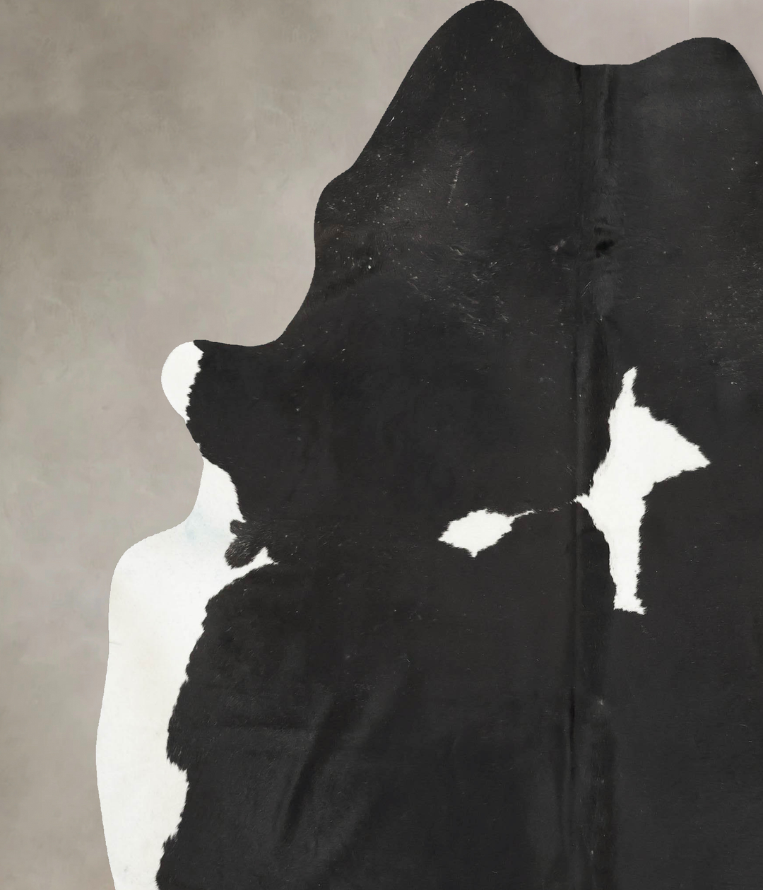 Black and White XX-Large Brazilian Cowhide Rug 8'5"H x 6'9"W #B16900 b