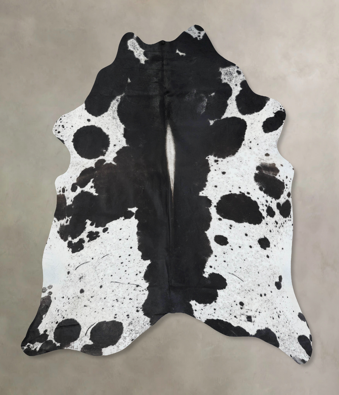 Black and White XX-Large Brazilian Cowhide Rug 8'1"H x 7'2"W #B17077 b