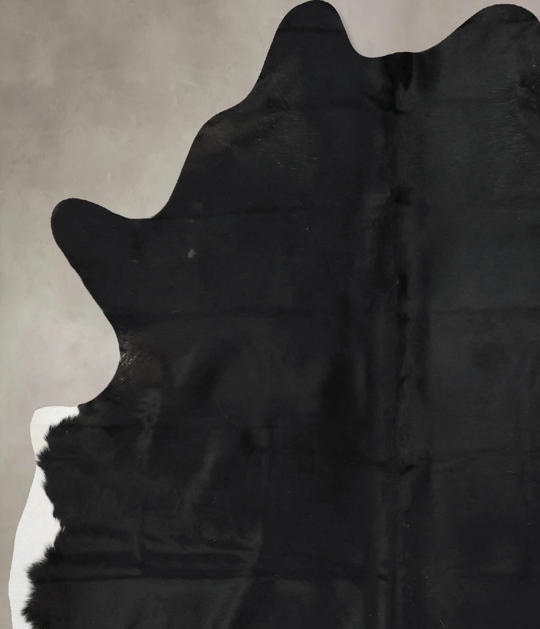 Black and White X-Large Brazilian Cowhide Rug 7'4"H x 5'6"W #B17358 by