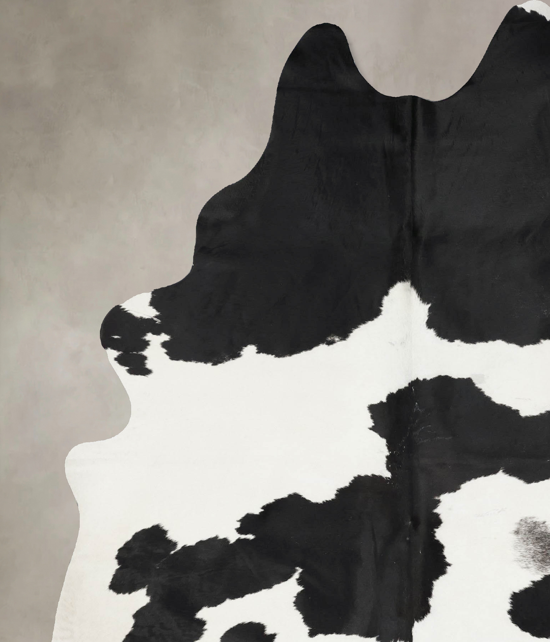 Black and White X-Large Brazilian Cowhide Rug 8'2"H x 6'0"W #B17419 by