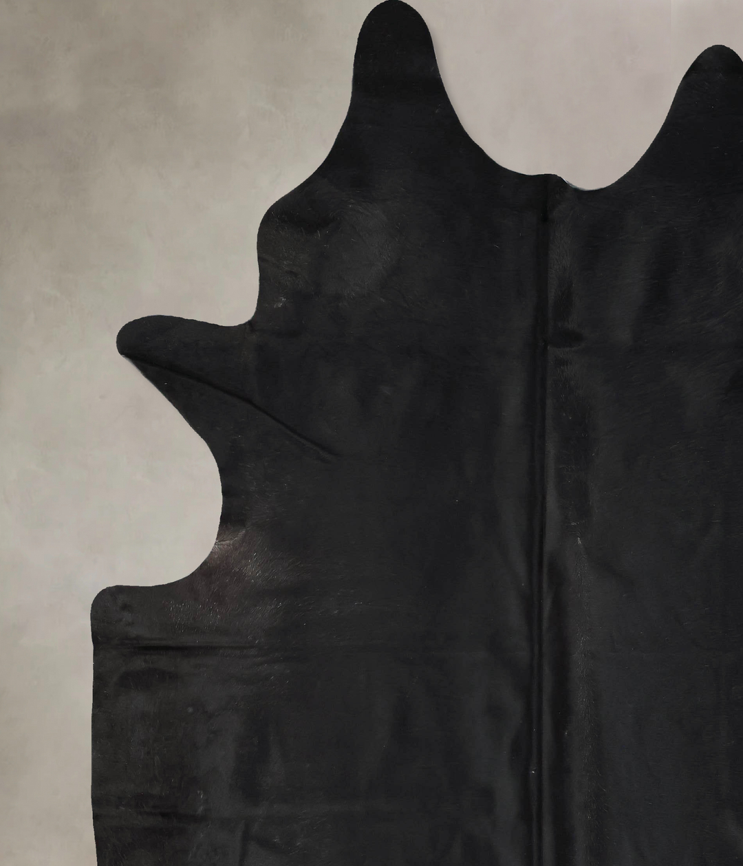 Solid Black XX-Large Brazilian Cowhide Rug 9'0"H x 7'5"W #B17489 by Hu