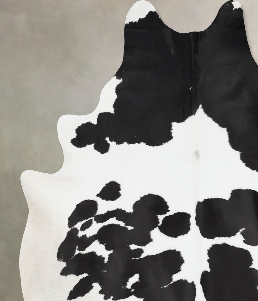 Black and White XX-Large Brazilian Cowhide Rug 9'1"H x 7'2"W #B17670 b