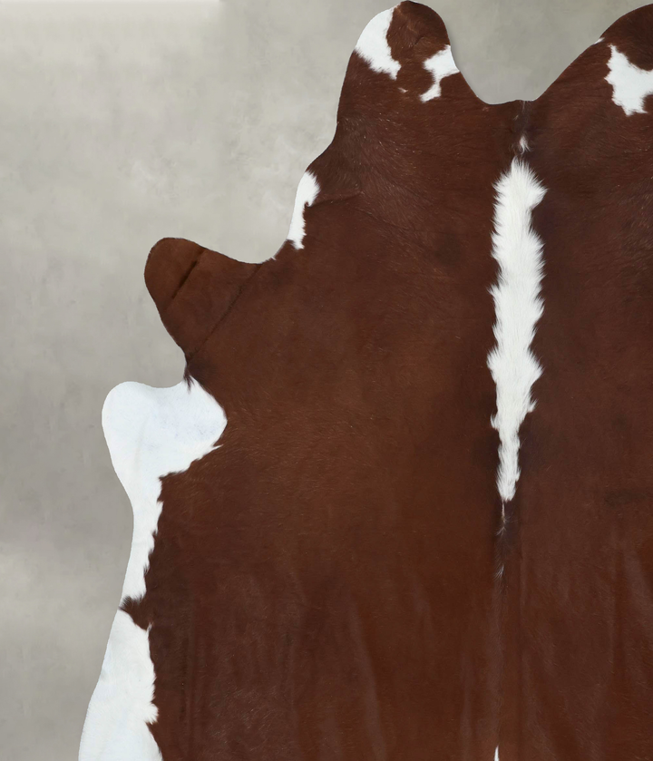 Hereford XX-Large Brazilian Cowhide Rug 8'10"H x 7'10"W #B18083 by Hudson Hides