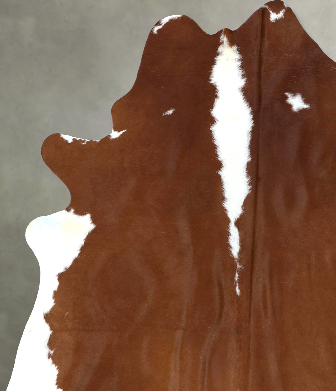 Hereford XX-Large Brazilian Cowhide Rug 7'11"H x 6'9"W #B19378 by Huds