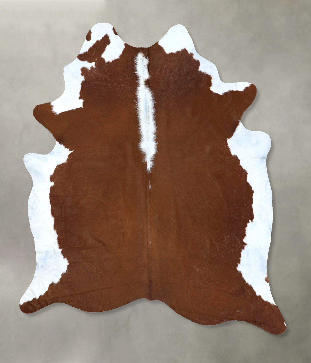 Hereford XX-Large Brazilian Cowhide Rug 8'1"H x 6'11"W #B19454 by Huds