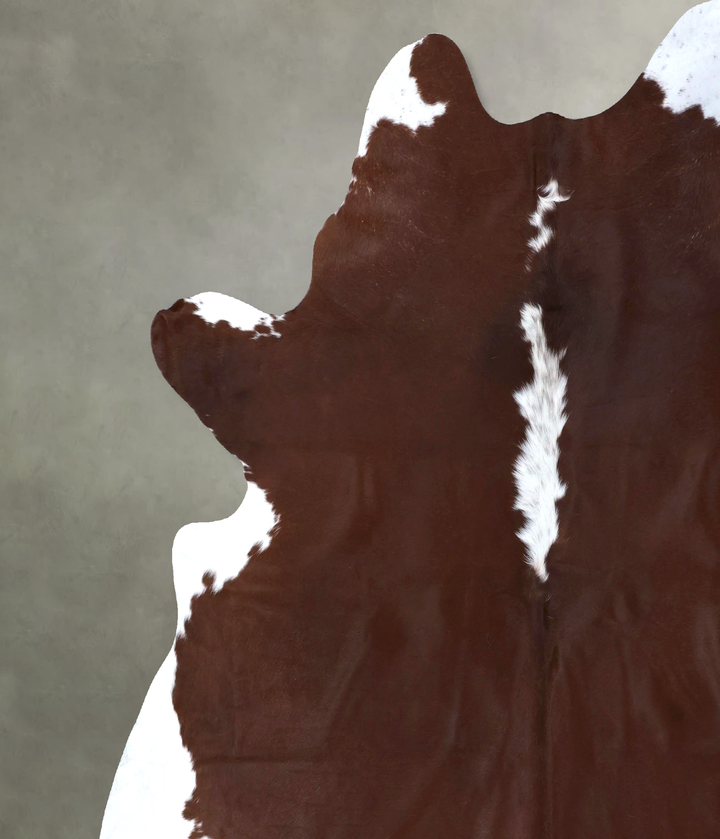 Hereford XX-Large Brazilian Cowhide Rug 8'9"H x 8'1"W #B19473 by Hudson Hides
