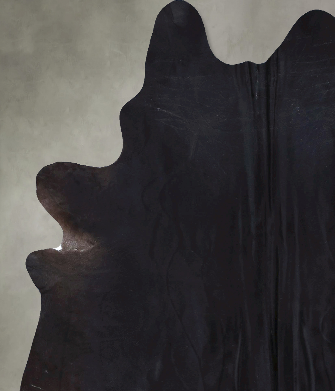 Solid Black XX-Large Brazilian Cowhide Rug 8'0"H x 6'5"W #B19814 by Hu
