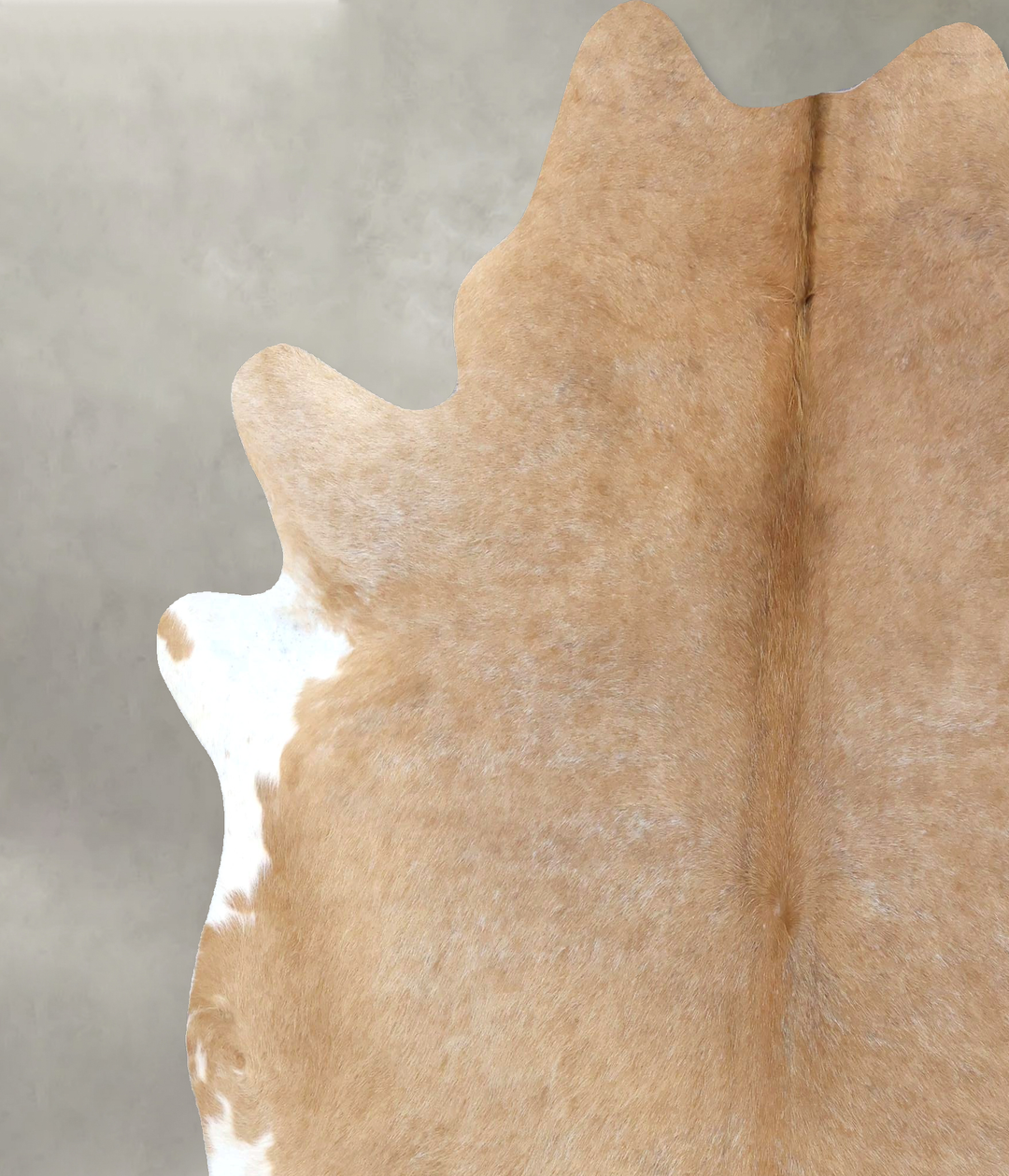 Light Caramel X-Large Brazilian Cowhide Rug 7'5"H x 6'8"W #B19918 by H