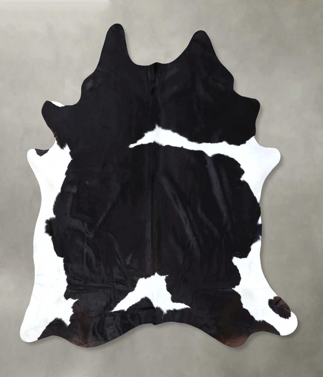 Black and White XX-Large Brazilian Cowhide Rug 8'4"H x 7'4"W #B19923 b