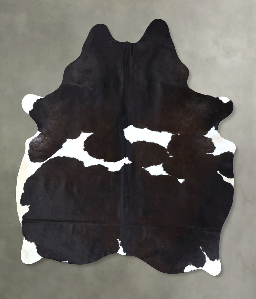 Black and White X-Large Brazilian Cowhide Rug 7'9"H x 6'0"W #B20087 by Hudson Hides
