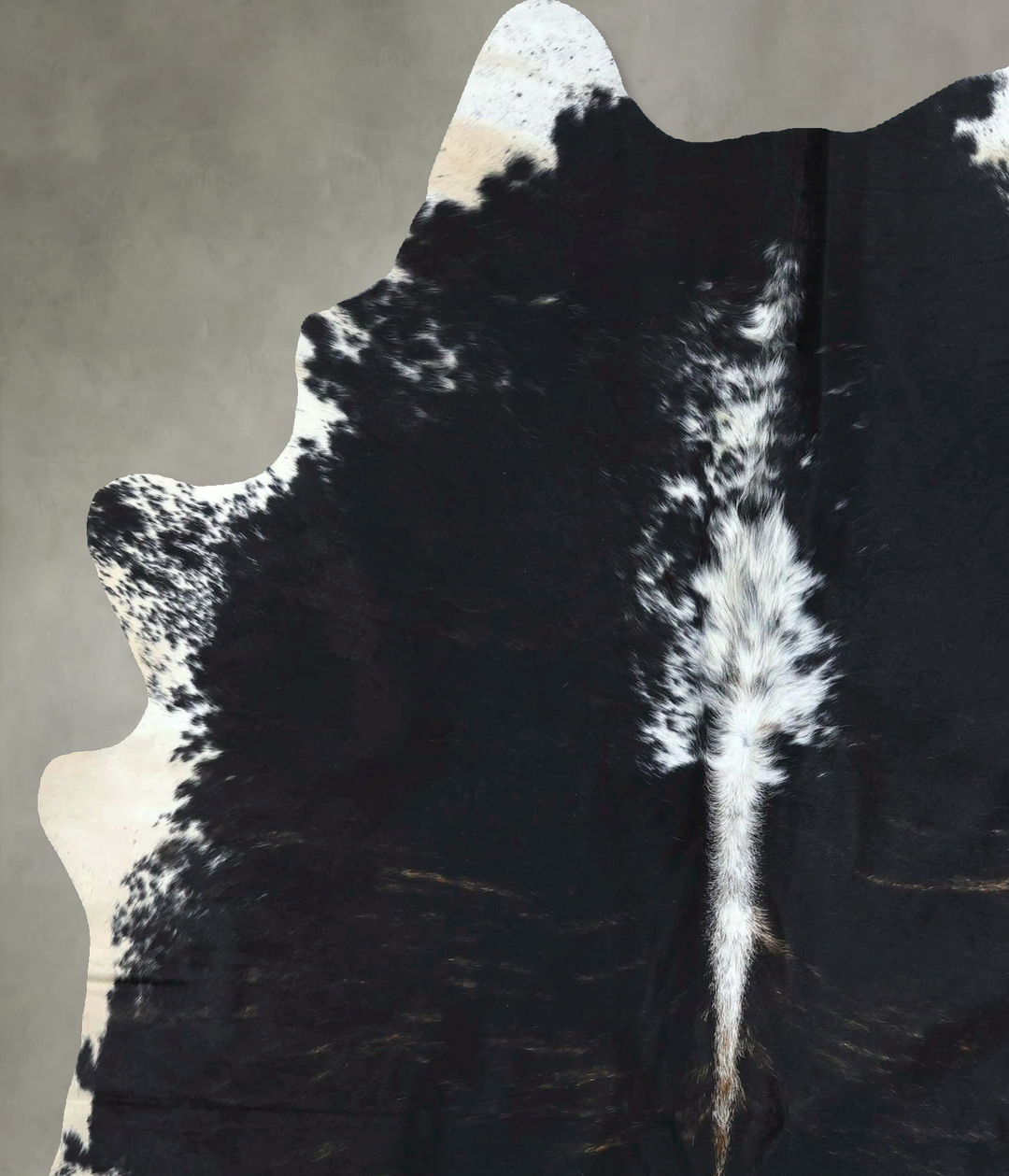 Black and White X-Large Brazilian Cowhide Rug 7'6"H x 5'9"W #B20211 by