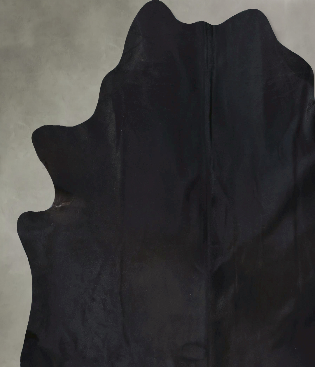 Solid Black XX-Large Brazilian Cowhide Rug 7'6"H x 7'0"W #B20370 by Hu