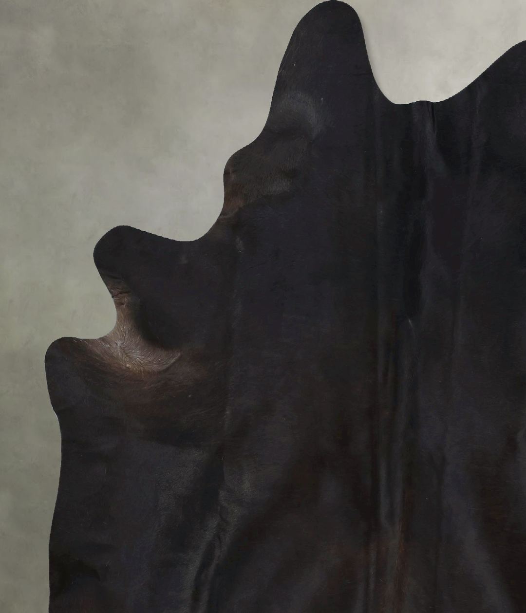 Solid Black XX-Large Brazilian Cowhide Rug 8'4"H x 6'8"W #B20498 by Hu