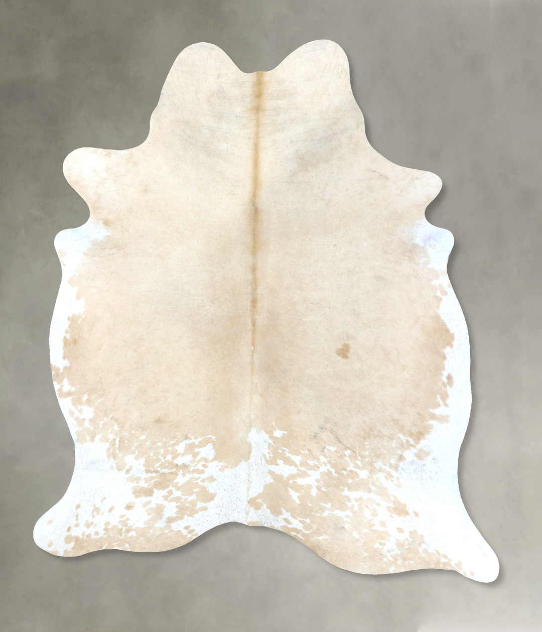 Palomino X-Large Brazilian Cowhide Rug 7'8"H x 5'11"W #B20798 by Hudso