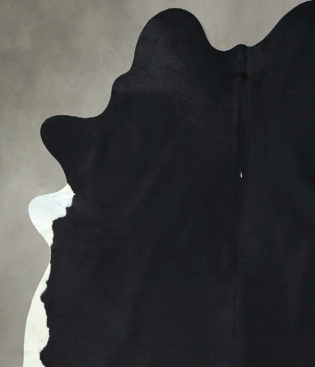 Solid Black XX-Large Brazilian Cowhide Rug 8'0"H x 6'6"W #B20893 by Hu
