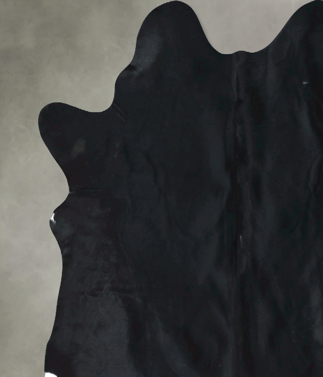Solid Black XX-Large Brazilian Cowhide Rug 8'1"H x 7'0"W #B20912 by Hu