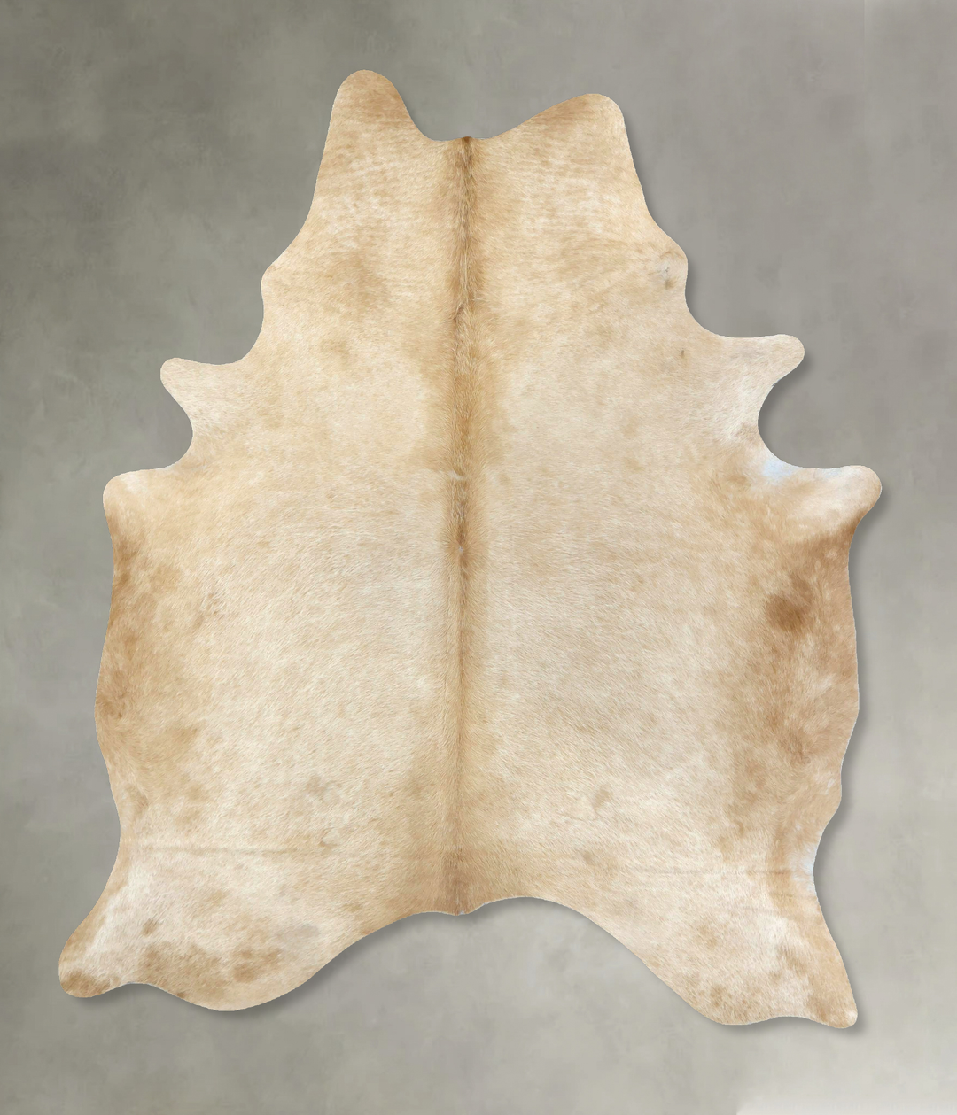 Champagne X-Large Brazilian Cowhide Rug 7'8"H x 5'6"W #B21261 by Hudso