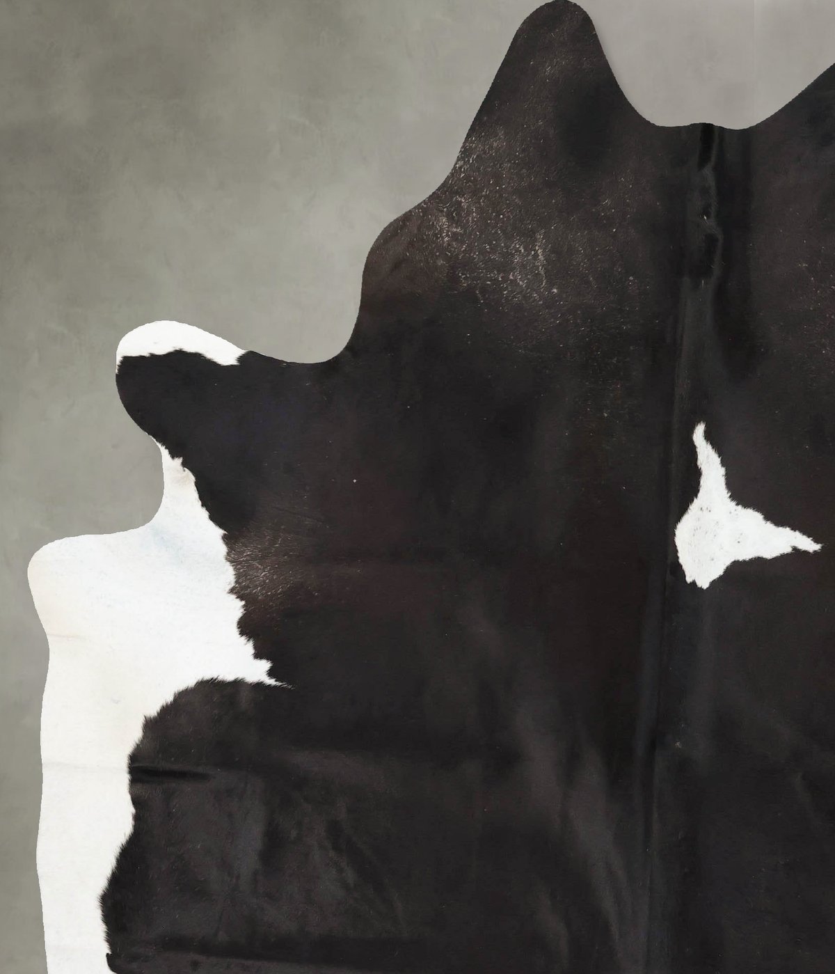 Black and White Cowhide Rug #B24035