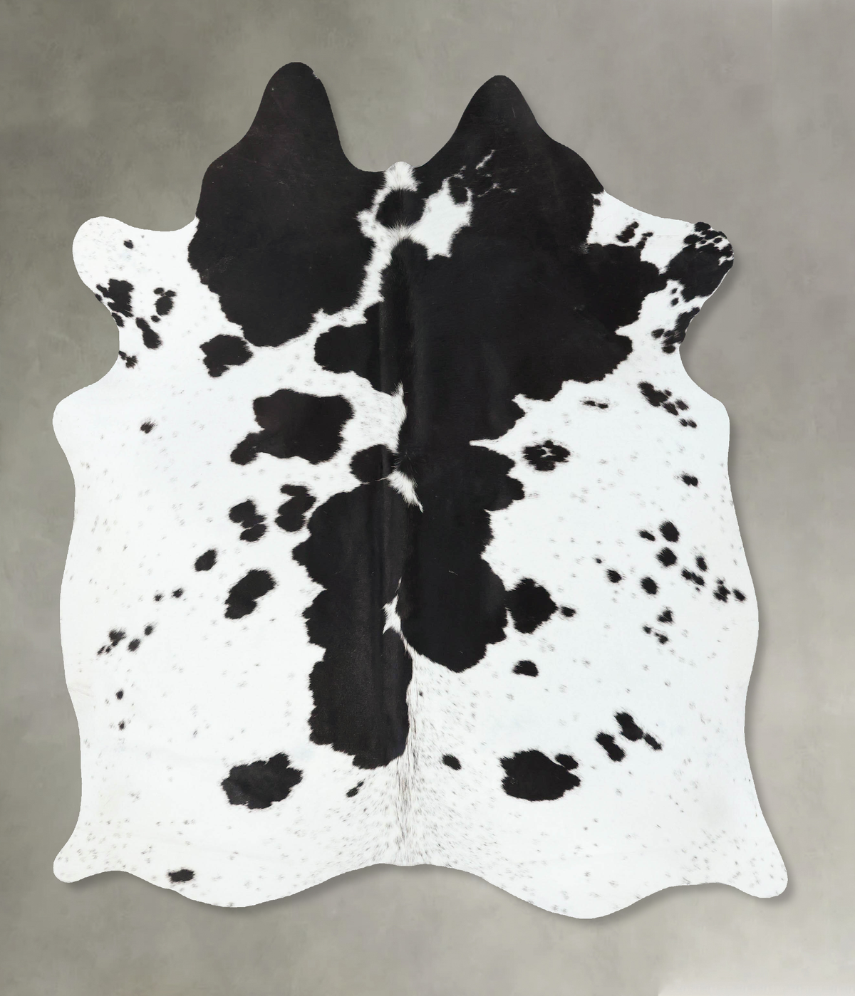 Black and White Cowhide Rug #B24189