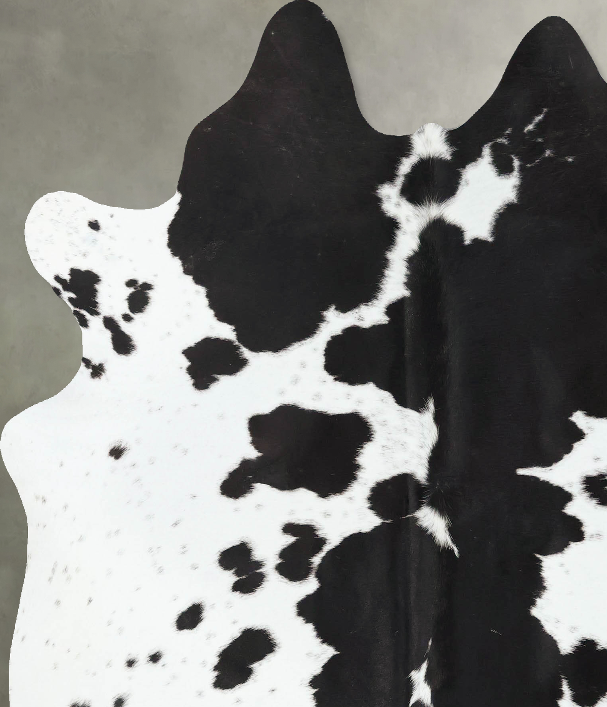 Black and White Cowhide Rug #B24189