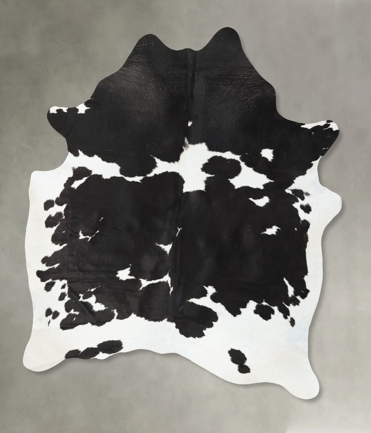 Black and White Cowhide Rug #B24347
