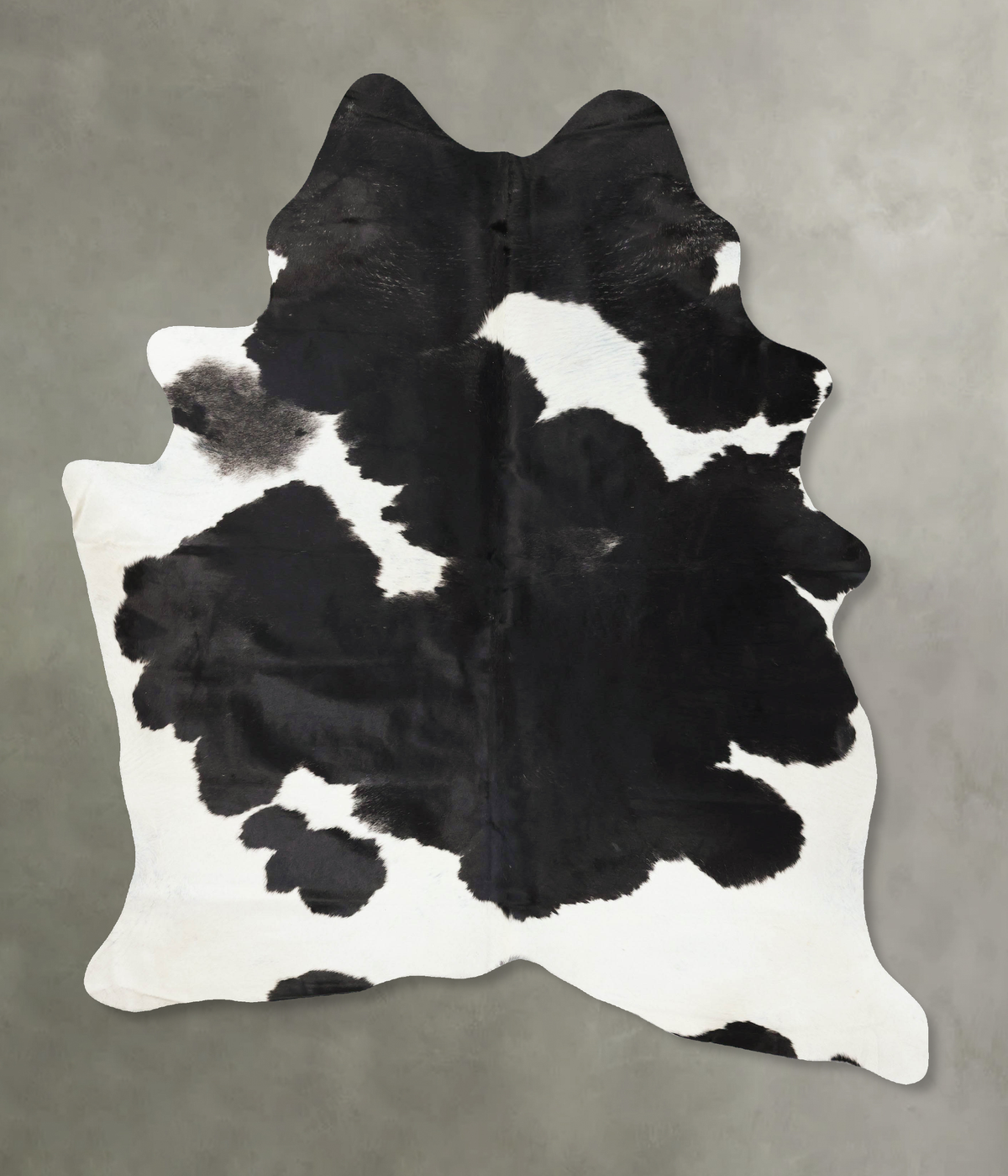 Black and White Cowhide Rug #B24351
