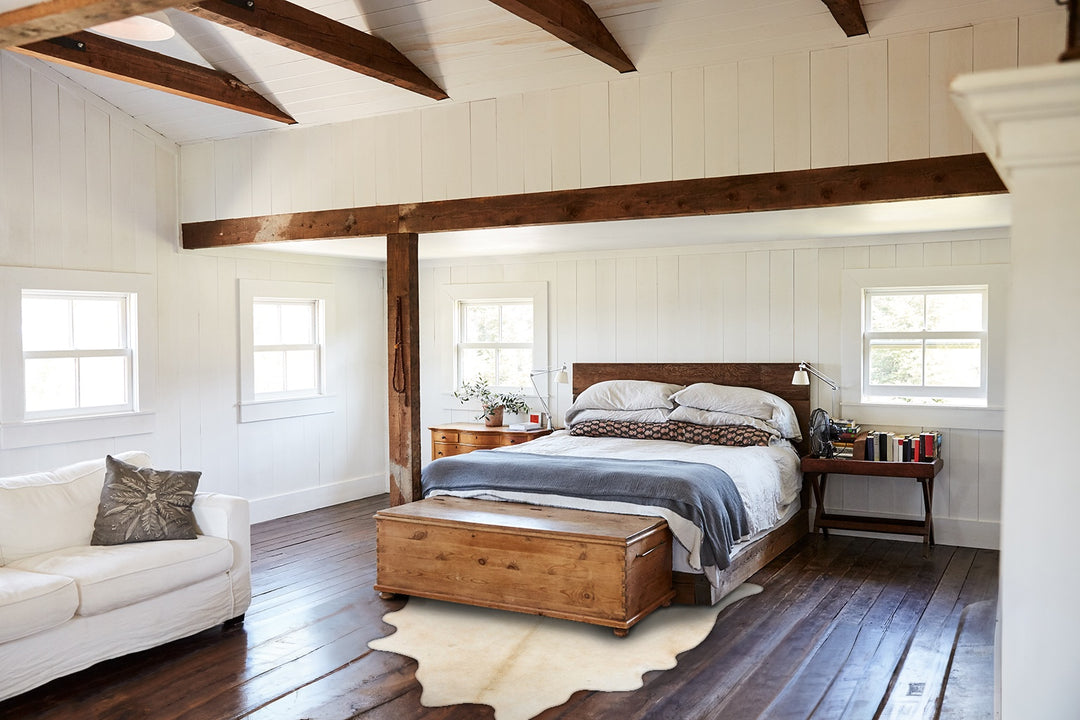 Palomino X-Large Brazilian Cowhide Rug 7'7"H x 6'2"W #B24823 by Hudson