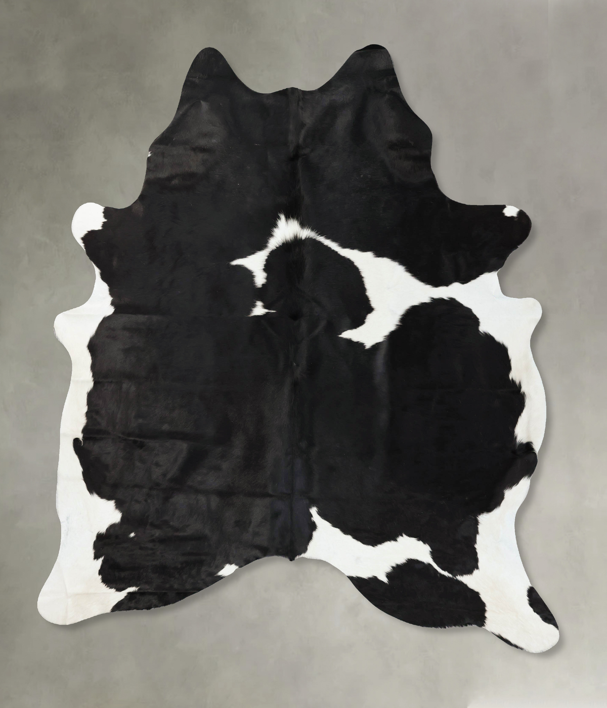 Black and White Cowhide Rug #B25024