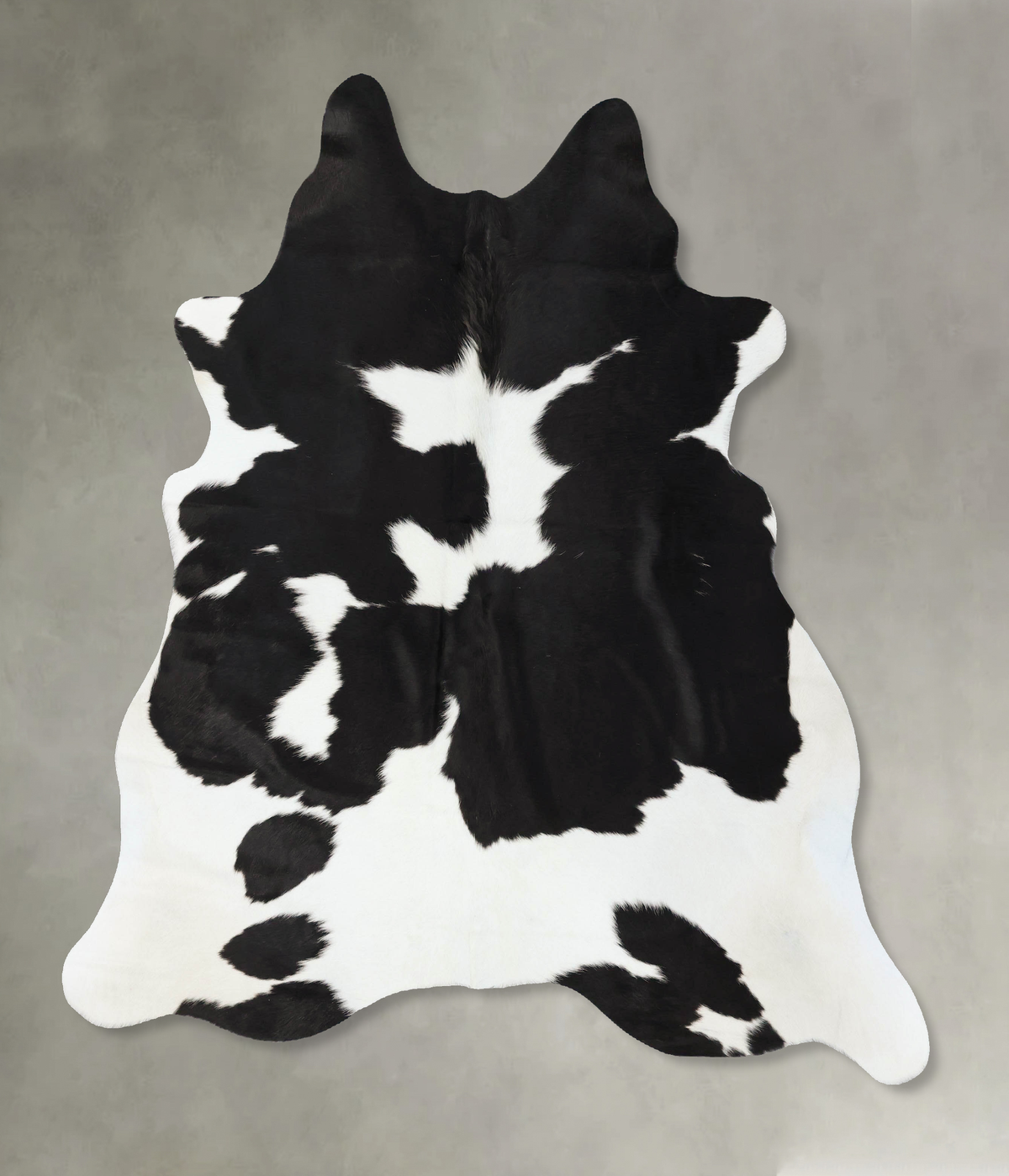 Black and White Cowhide Rug #B25178