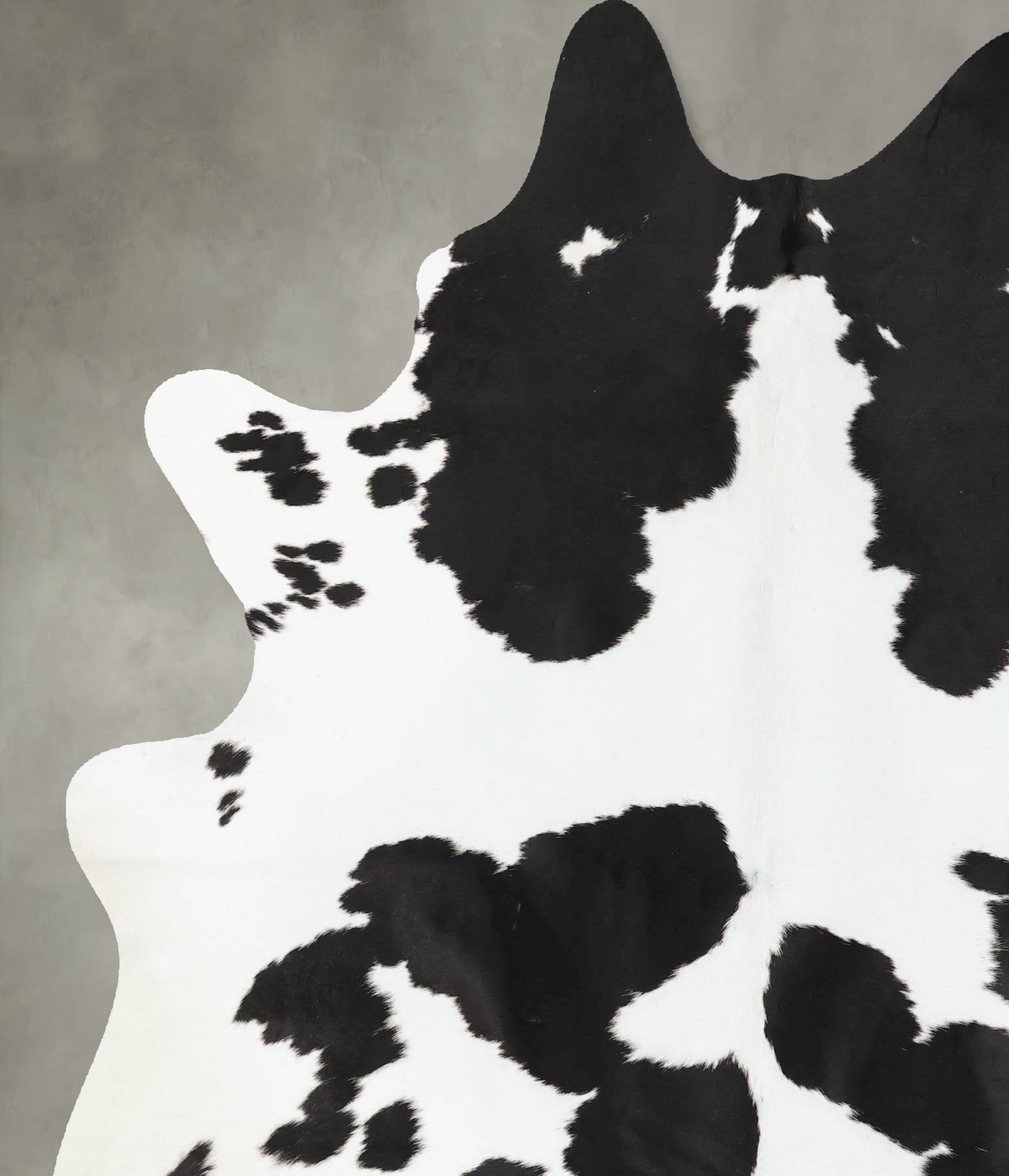 Black and White Cowhide Rug #B25224