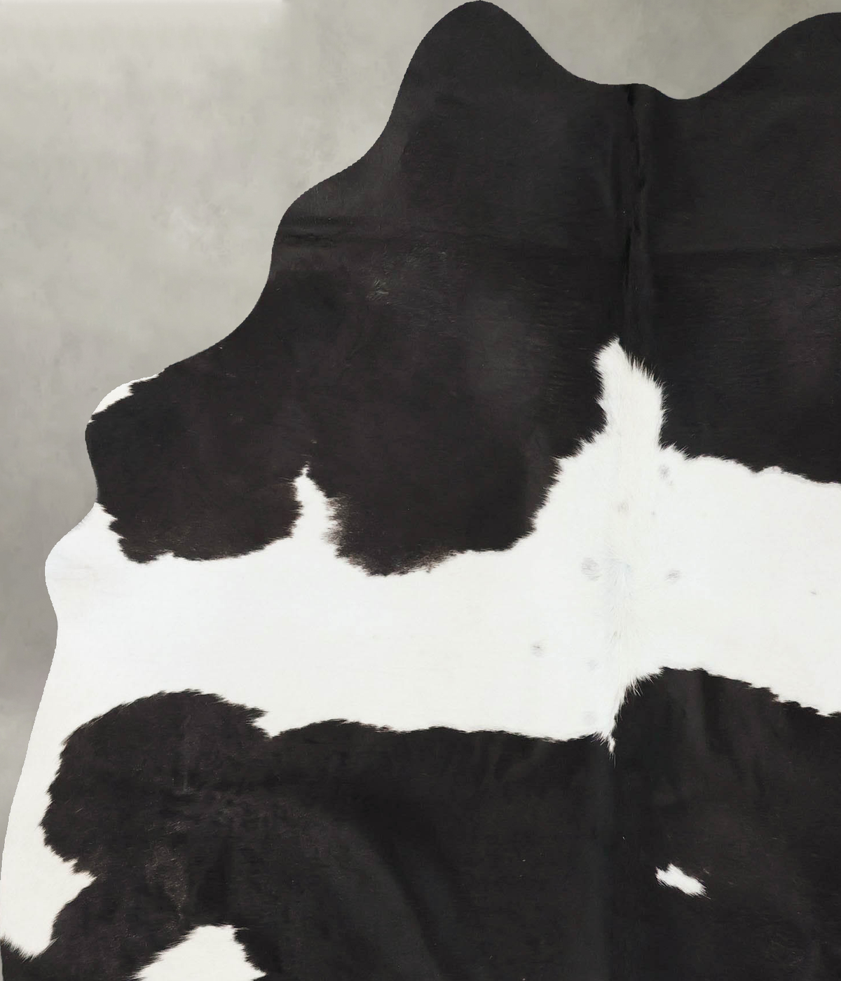 Black and White Cowhide Rug #B25308