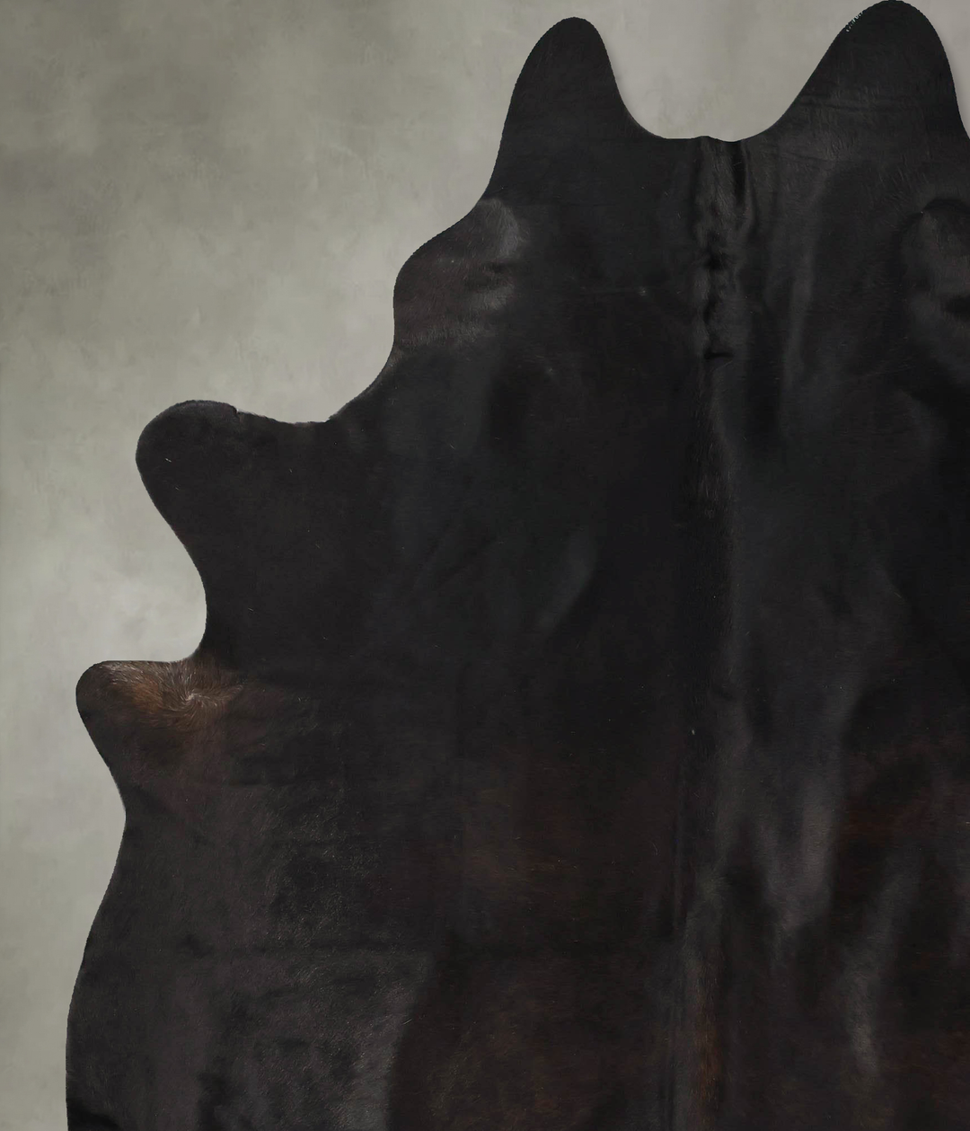 Solid Black XX-Large Brazilian Cowhide Rug 8'6"H x 6'9"W #B25356 by Hu