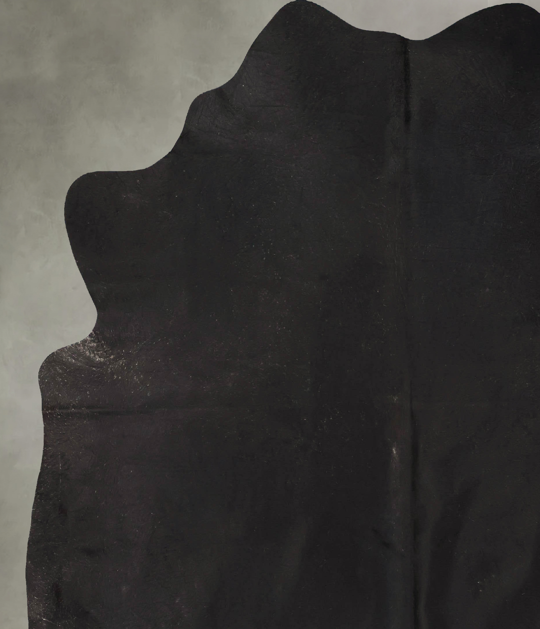 Solid Black XX-Large Brazilian Cowhide Rug 8'4"H x 7'4"W #B25365 by Hu