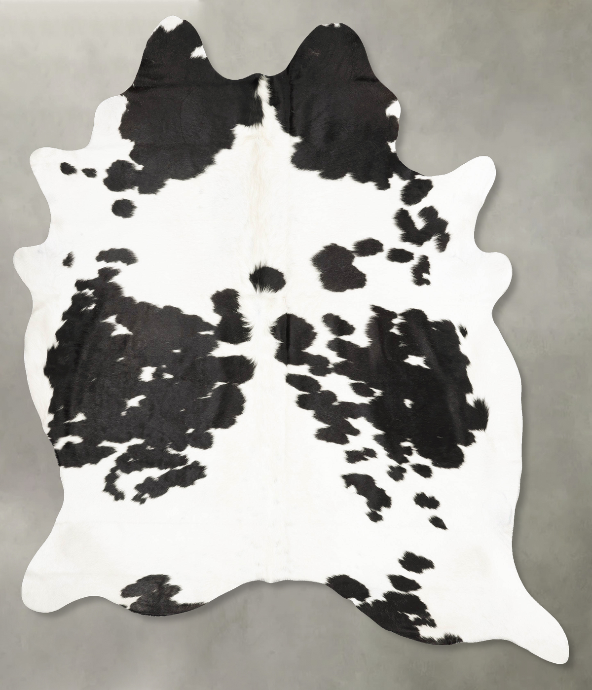 Black and White Cowhide Rug #B28022