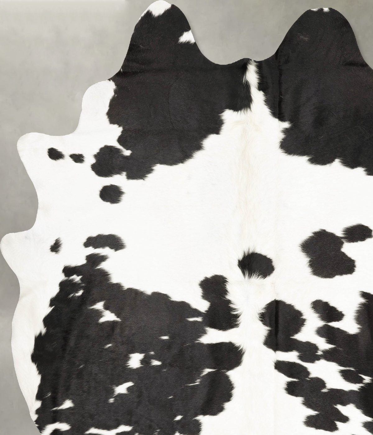 Black and White Cowhide Rug #B28022