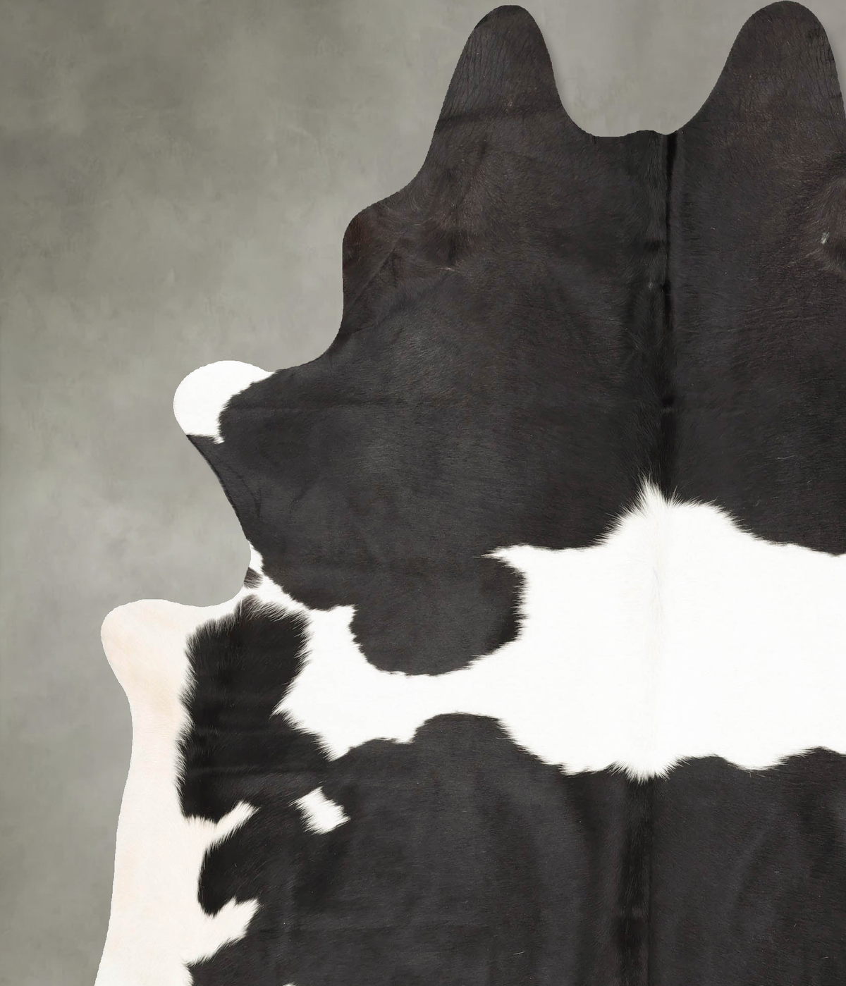 Black and White Cowhide Rug #B28182