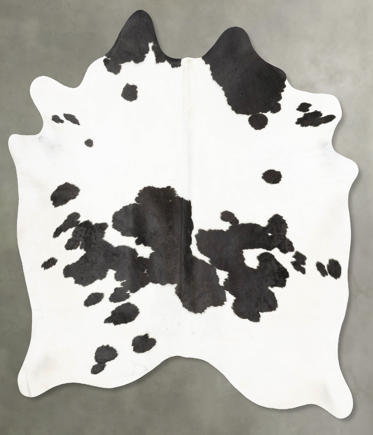 Black and White Cowhide Rug #B28204