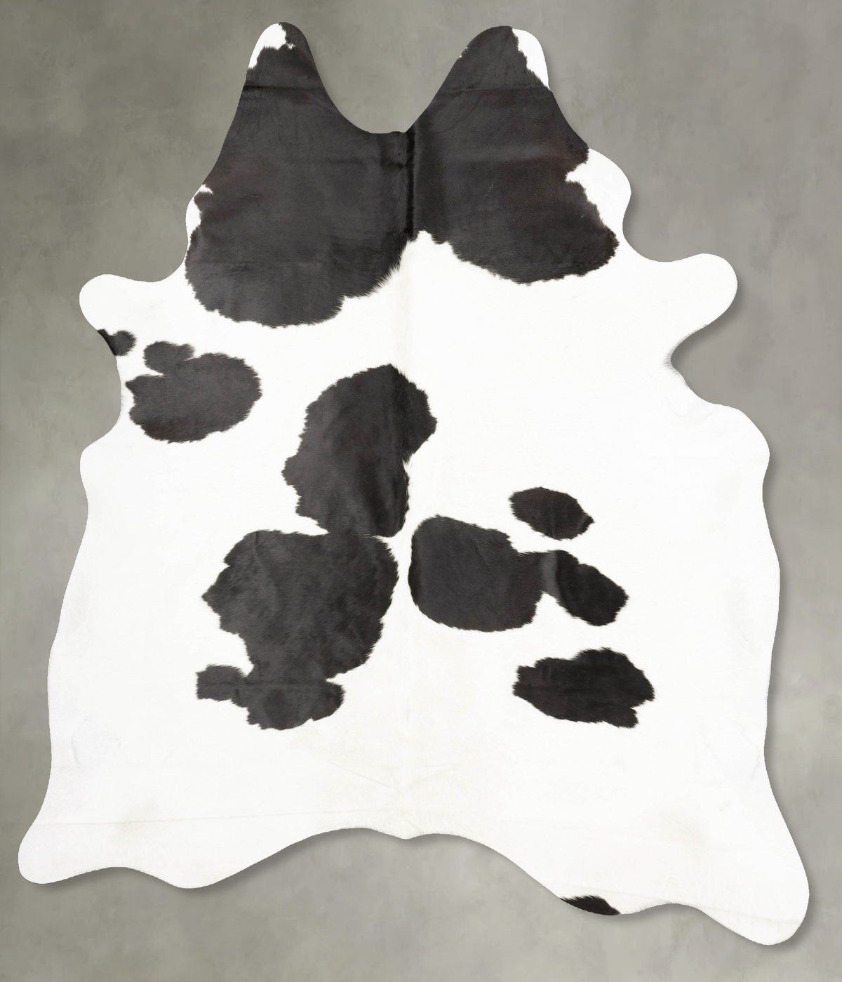 Black and White Cowhide Rug #B28223