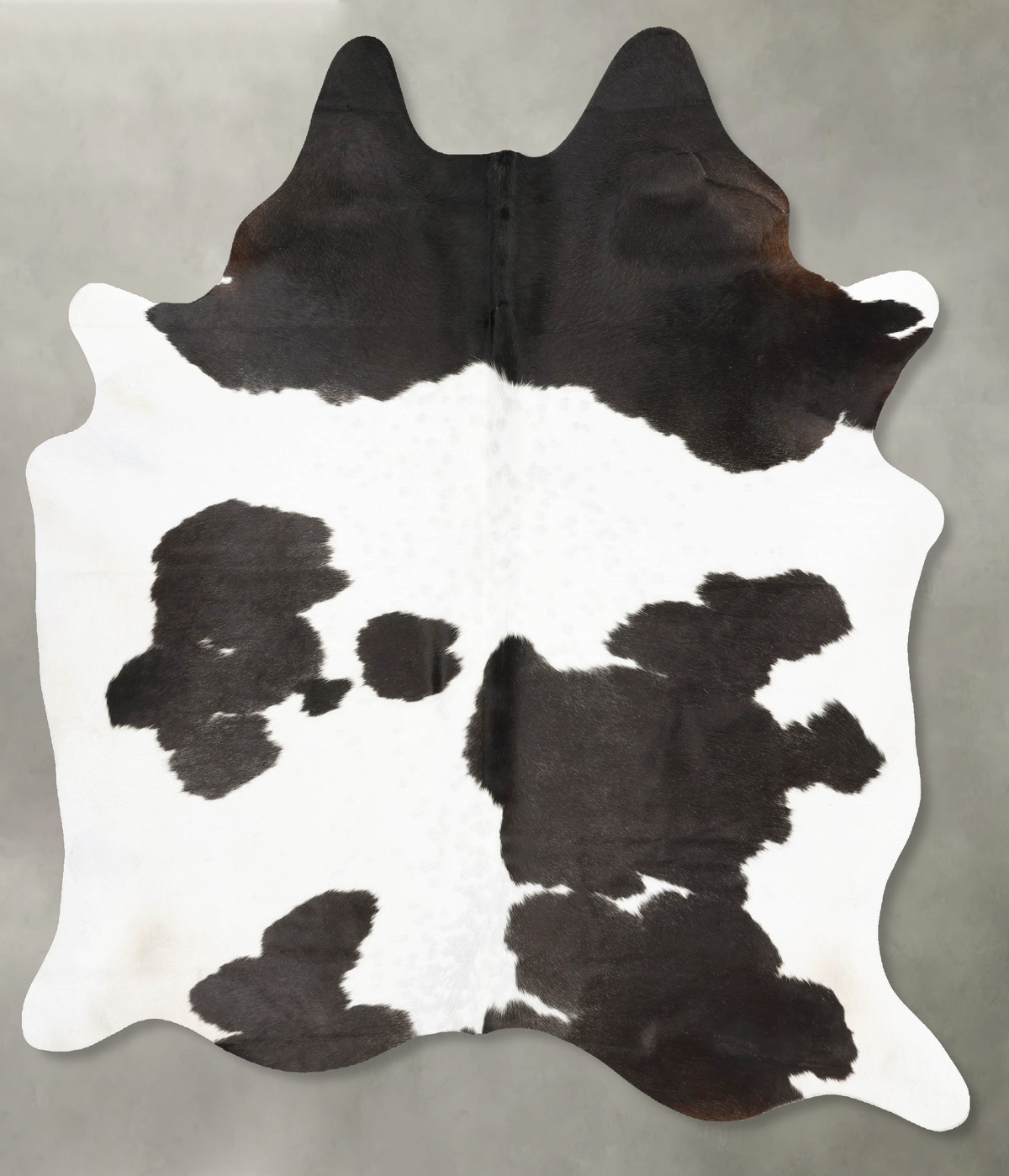Black and White Cowhide Rug #B28224