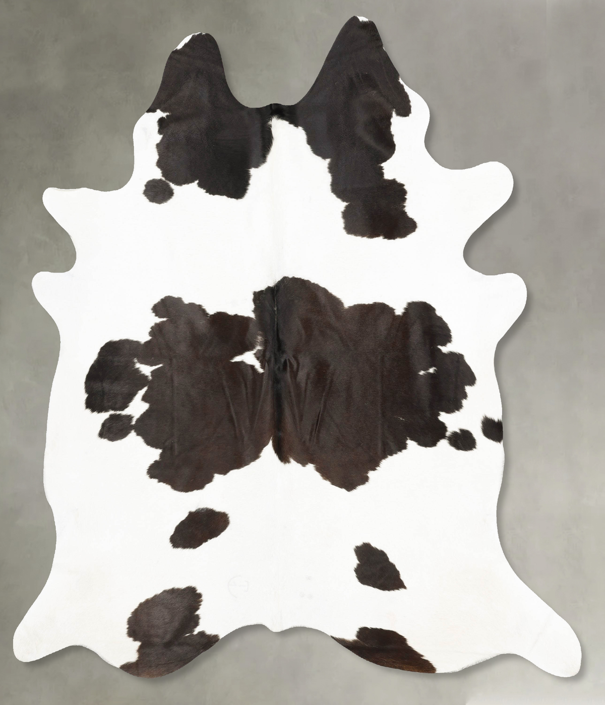 Black and White Cowhide Rug #B28292