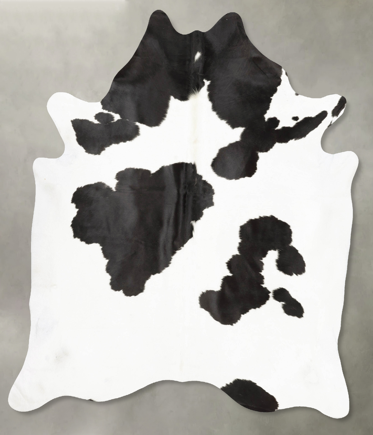 Black and White Cowhide Rug #B28316